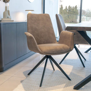 Arvik Spisebordstol - Lys brun Microfinber m. 180° svingfunksjon