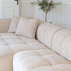Bora Sofa i Beige Bouclé - Venstrevendt - 240 cm