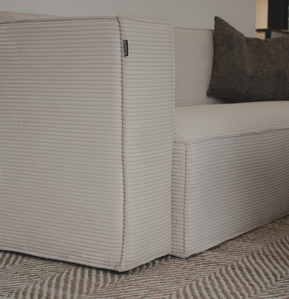 Ollie Sofa - 230 cm - Lys Bredstripet Kordfløyel