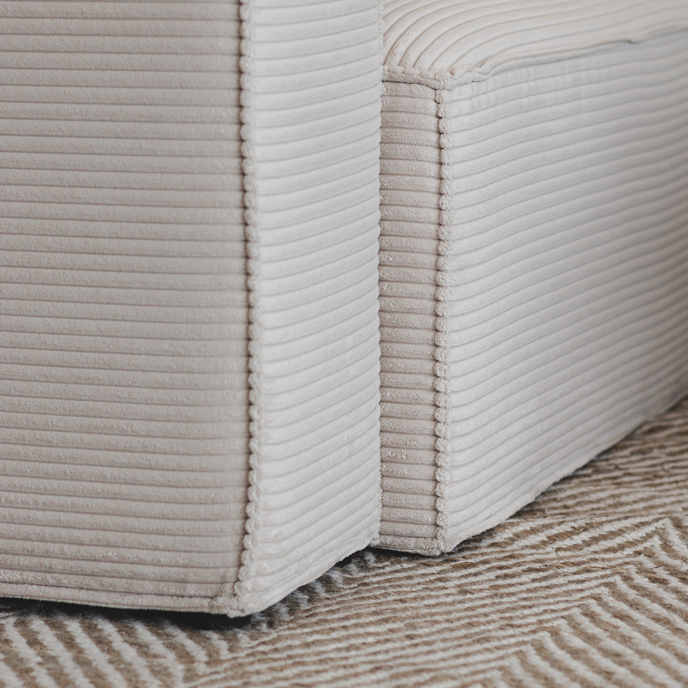 Ollie Sofa - 230 cm - Lys Bredstripet Kordfløyel