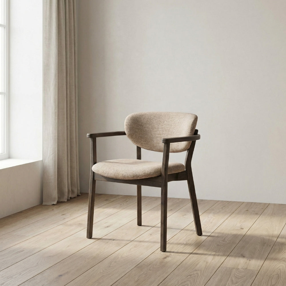 Ellie Spisestol m. armlener og beige sete - Smoked Eik
