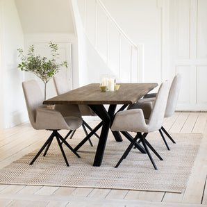 Arvik Spisestol - Beige Stoff m. 180° svingfunksjon