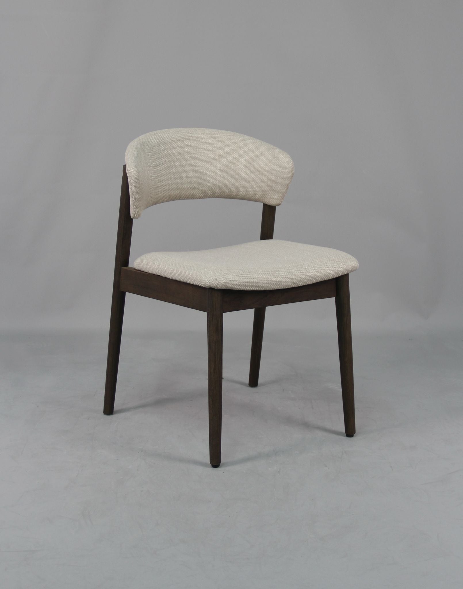 Hanna Spisestol - Smoked Eik m. Beige Sete