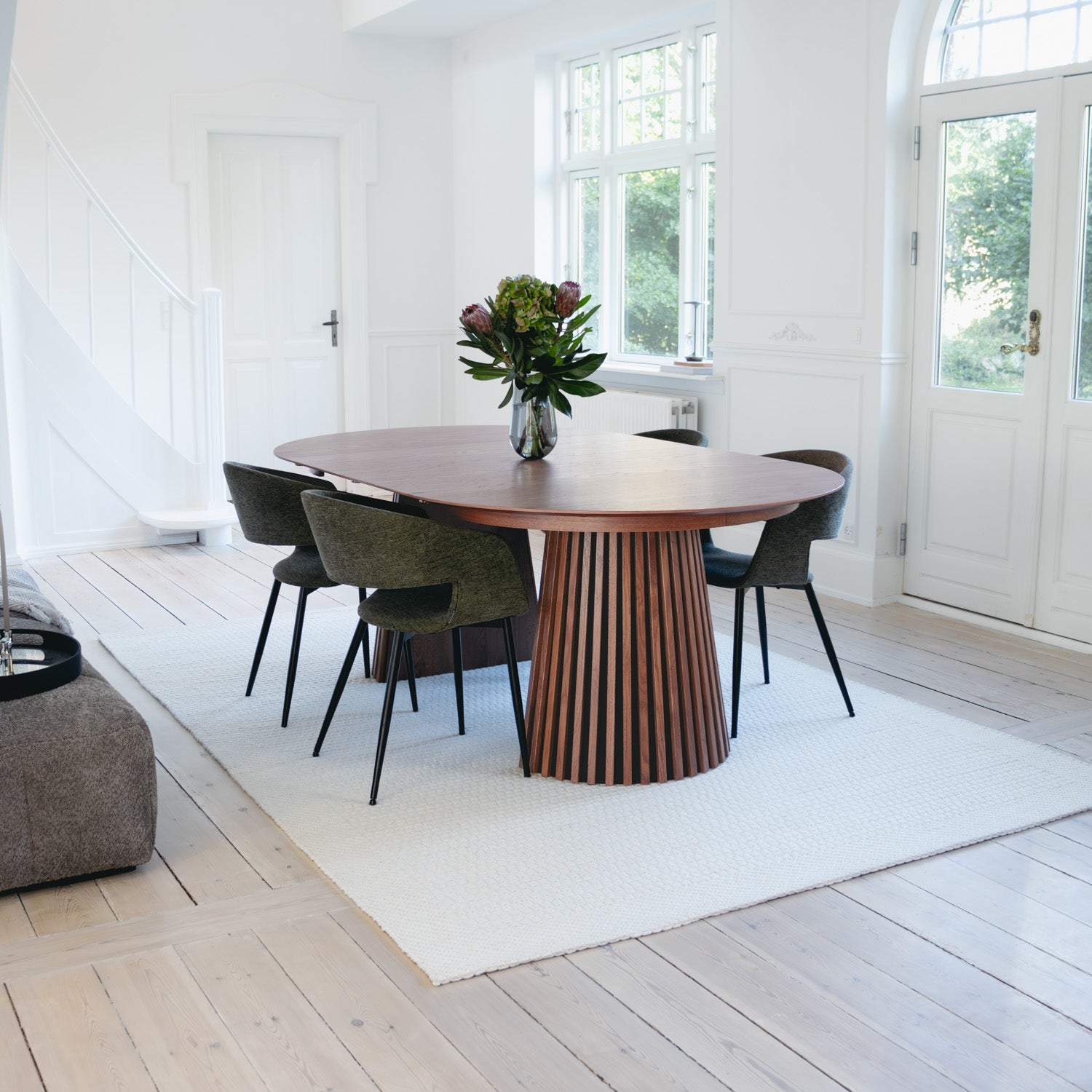 Måne Lamel Spisebord M. Tilleggsplater - Espresso Ø120-165-210 cm