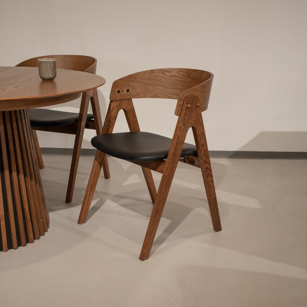 Milla Spisestol - Espresso m. Sort Sete
