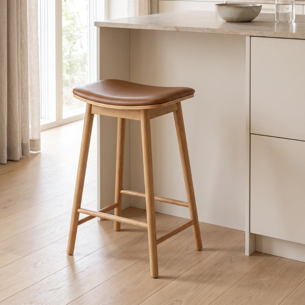 Nora Barstol m. Cognac Sete - Natur Eik