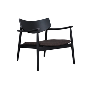 Lara Loungestol i Sort lakkert Eik m. Brun stoff sete