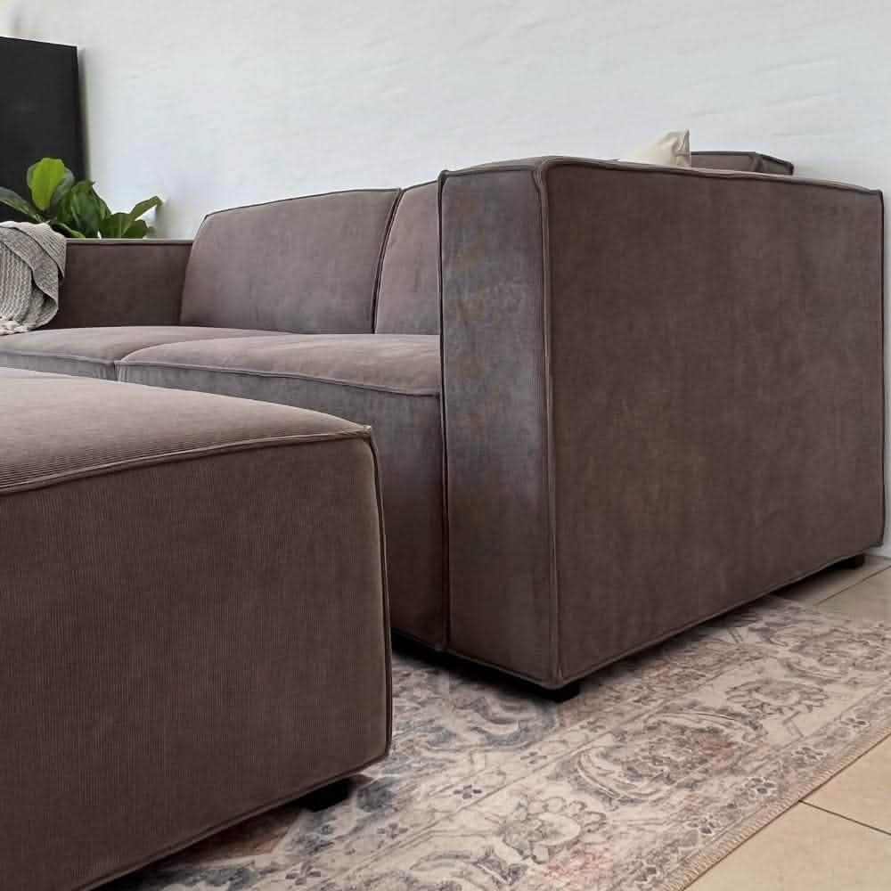Balu Sofa - Grå/Brun Fløyel inkl. puff - 240 cm