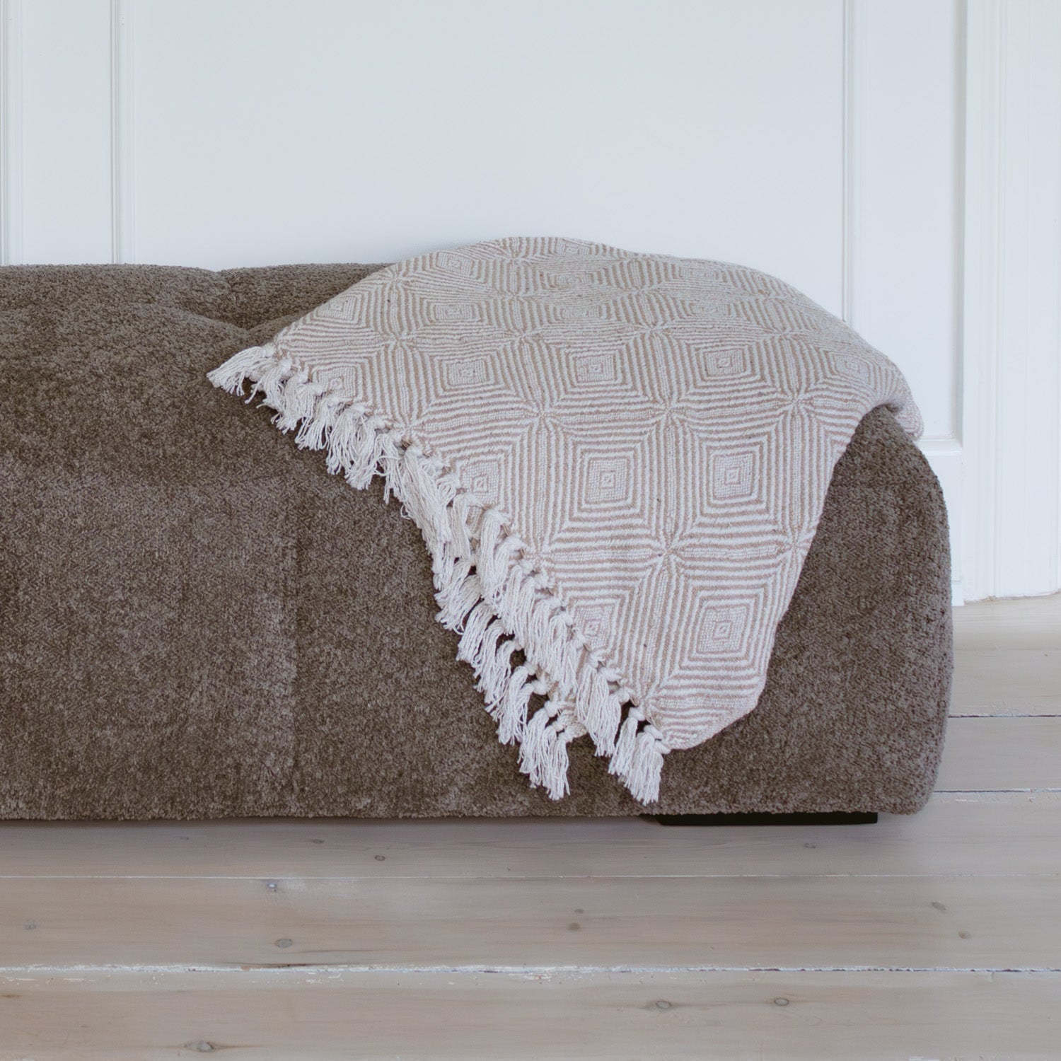 Cort Pledd - Lite mønster i råhvit/beige bomull